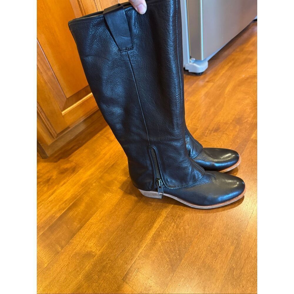 Woman’s new Kork ease Kayla II knee high leather boot size 9